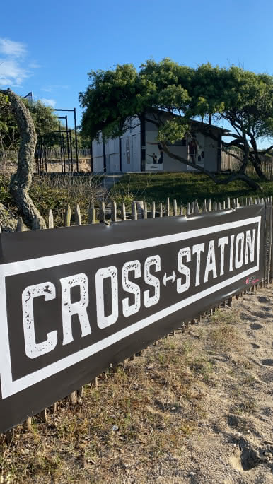 Cross station