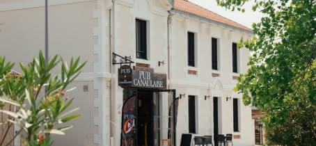 Pub La Canaulaise - Facade